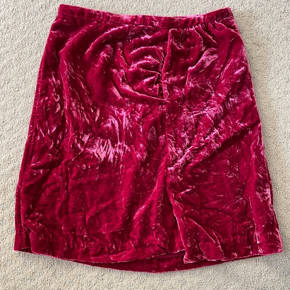 Anthropologie crushed velvet skirt with front ruching detail - Picture 6 of 10